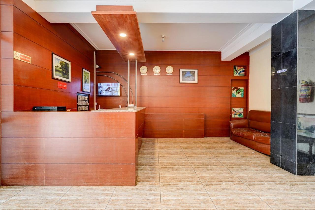 Oyo Flagship Hotel Kvc Holiday Inn Maiçor Exterior foto